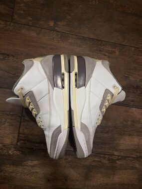 Jordan 3 A Ma Maniere Size US 10 mens Or 11.5 Womens Excellent Condition